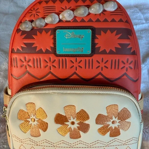 Loungefly Disney Moana Outfit Mini Backpack Brand New with Tags 🐚🐚 - Picture 14 of 15